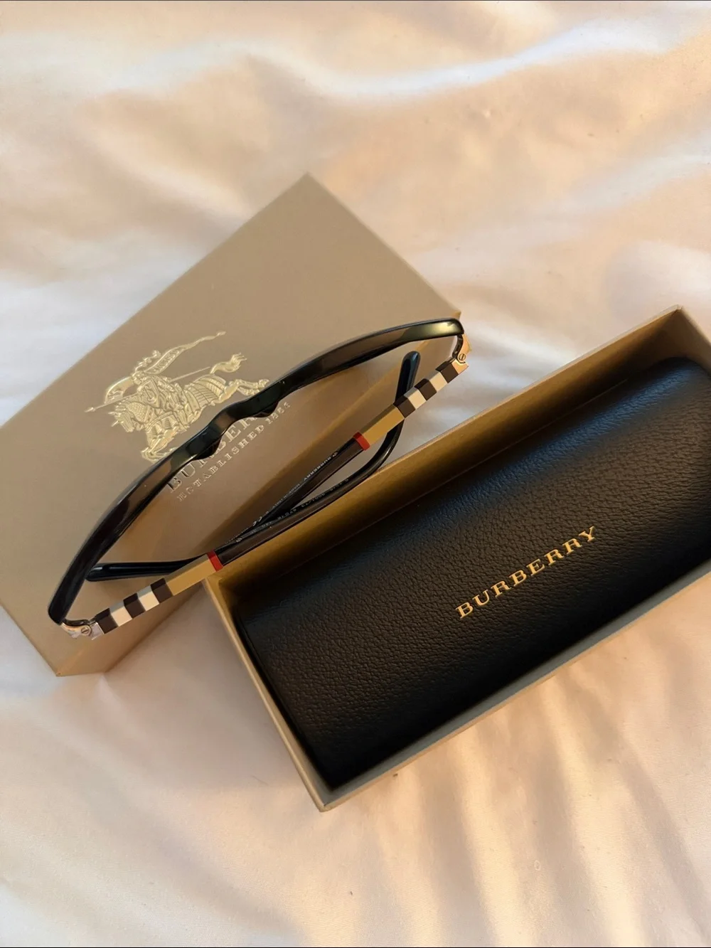 Burberry Black Gradient Lens Women's Sunglasses